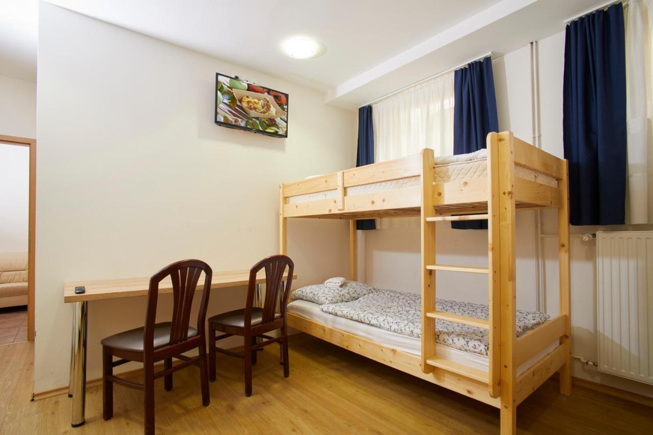 Hostel Delalut Ravne na Koroskem Exteriér fotografie